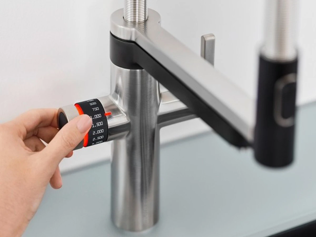 zegnajcieczajni-extra-1.webp Żegnajcie czajniki elektryczne. Nadchodzi nowe rozwiązanie, które nie zajmuje w ogóle miejsca - image 1
