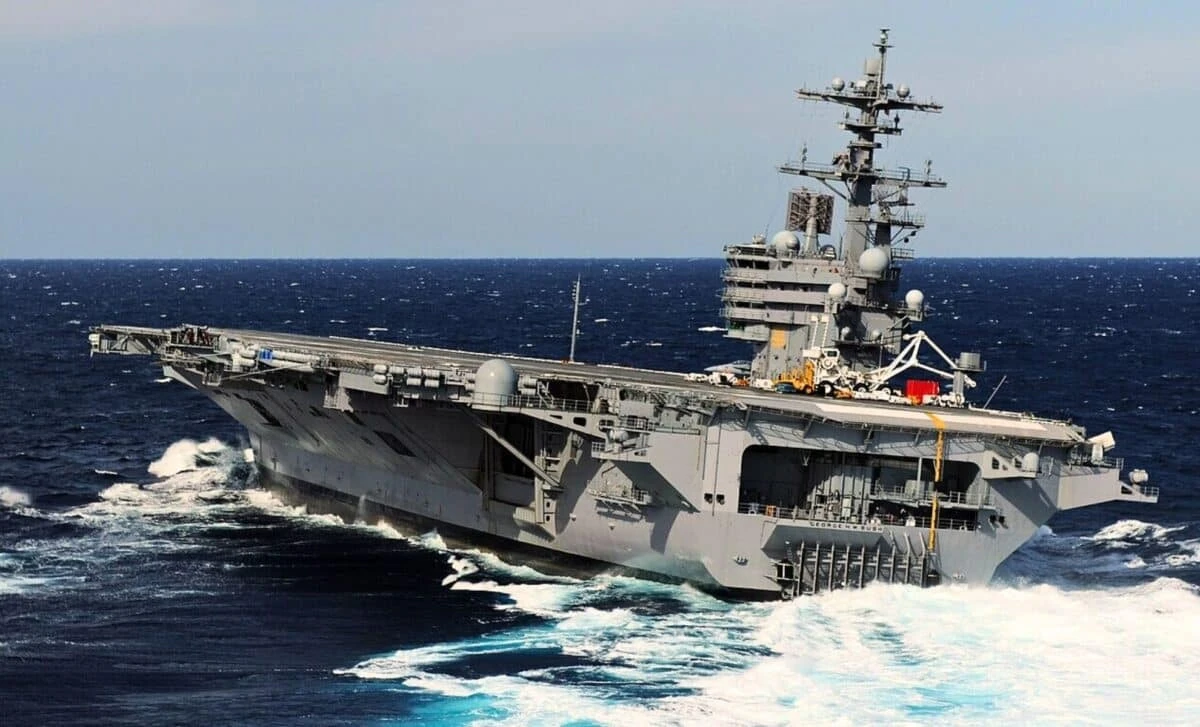 Irańskie drony blisko lotniskowca USS Abraham Lincoln. Czy Amerykanie ukrywają prawdę?