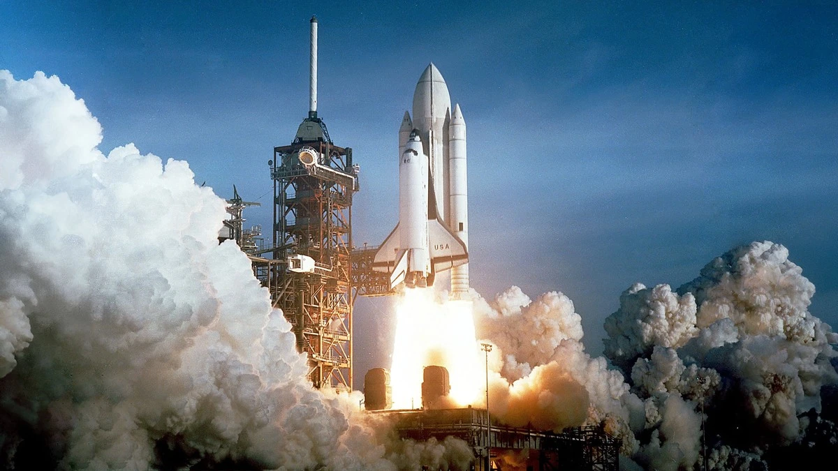 wyciekciekegowo-extra-1.webp Wyciek ciekłego wodoru: NASA zatrzymuje test kluczowej rakiety przed startem na Księżyc - image 1