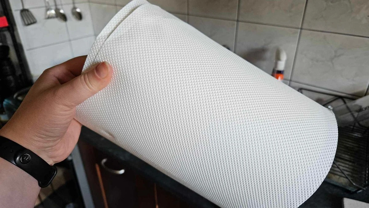 Dlaczego ten jeden trik z ręcznikiem papierowym uratuje ci zmywanie naczyń