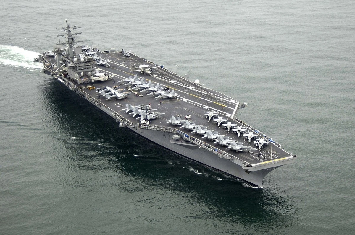 Ostatni rejs lotniskowca USS Nimitz: Niespodziewana podróż do Ameryki Południowej przed emeryturą - image 1