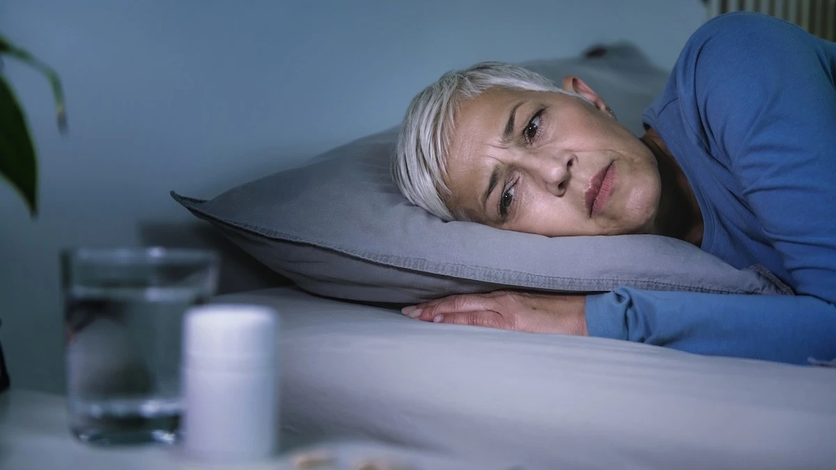Bezsenność może być wczesnym sygnałem Alzheimera – odkryto nowy mechanizm