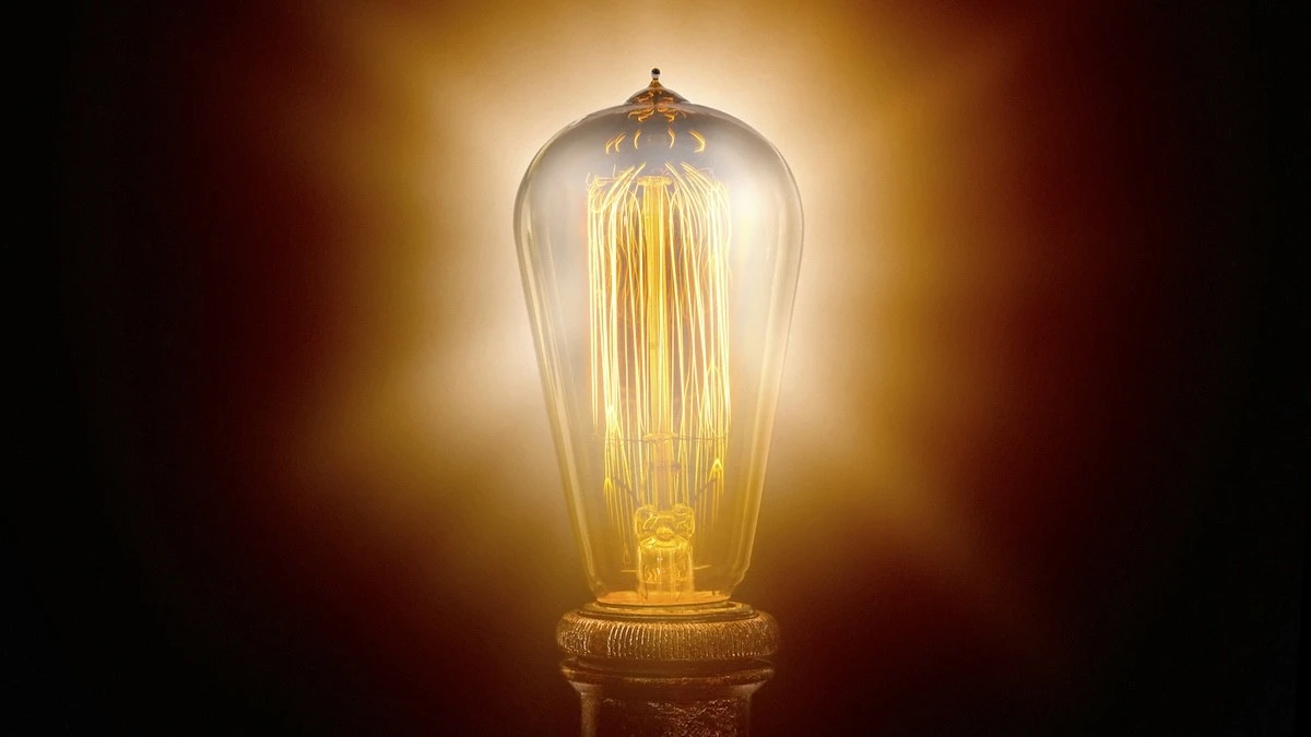 Czy Edison stworzył "materiał cud" 125 lat przed jego oficjalnym odkryciem?