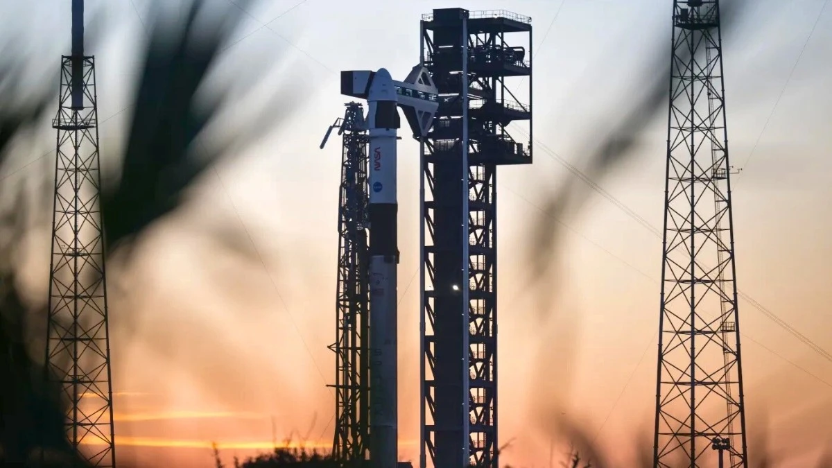 Przełom w kosmosie: Załoga Crew-12 wyrusza na ISS po nieoczekiwanej ewakuacji medycznej
